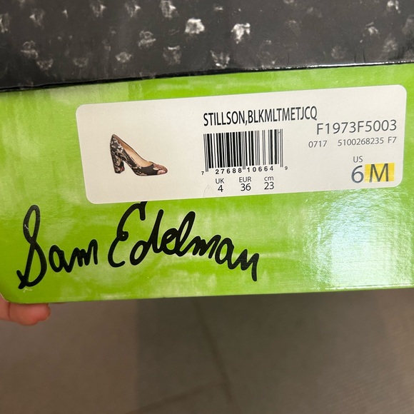 Sam Edelman Embroidered Block Heel - Picture 4 of 4